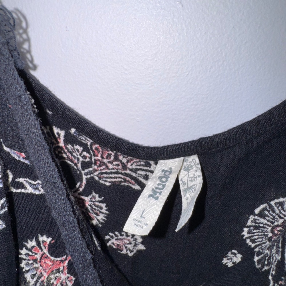 Mudd Women's Black Floral Cold Shoulder Romper Spaghetti Straps Size Large - Picture 2 of 11
